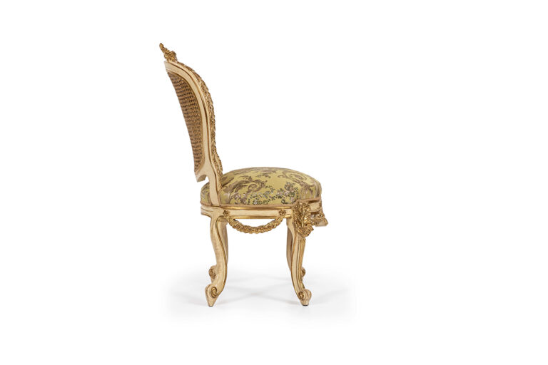 HERMES Host chair2-3