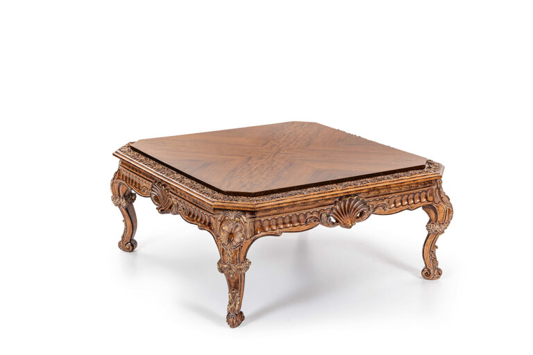 SPANISH B Coffee table
